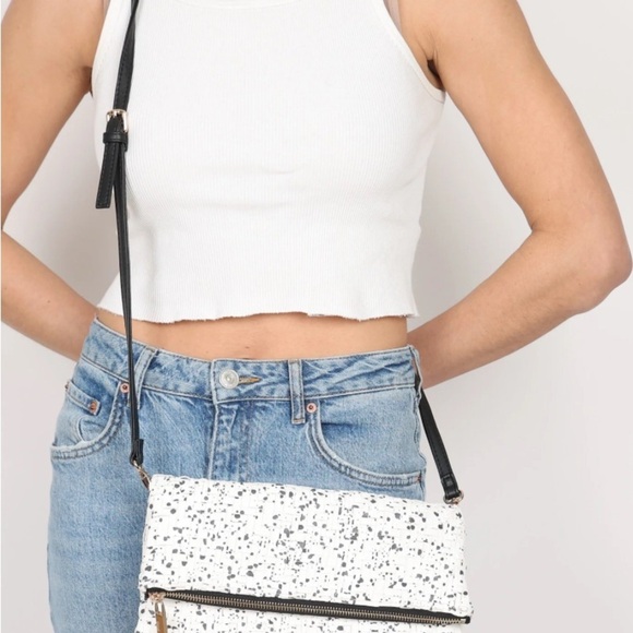 Deux Lux purse that turn into a super cute clutch. - Picture 5 of 10